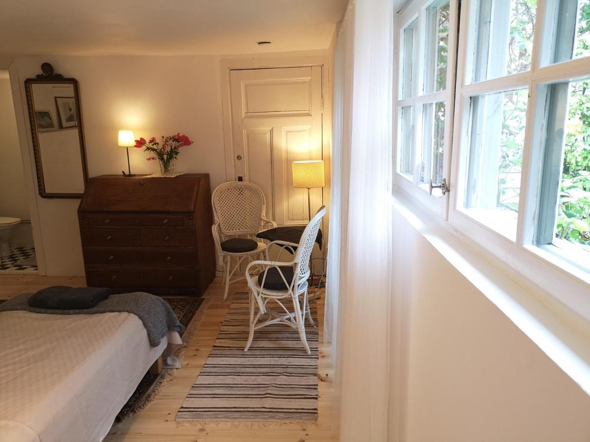 Stockholm B&B Cottage Nacka Exterior foto