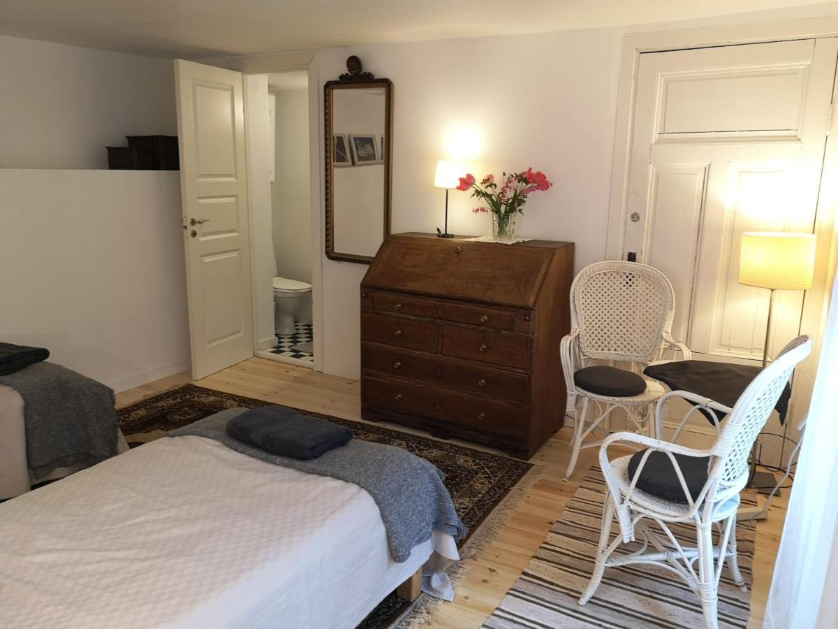 Stockholm B&B Cottage Nacka Exterior foto