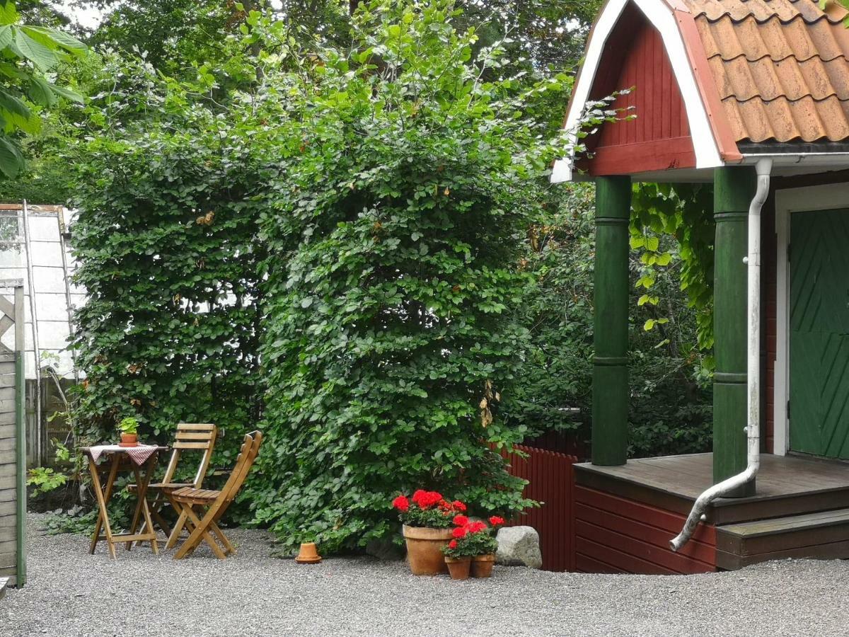 Stockholm B&B Cottage Nacka Exterior foto